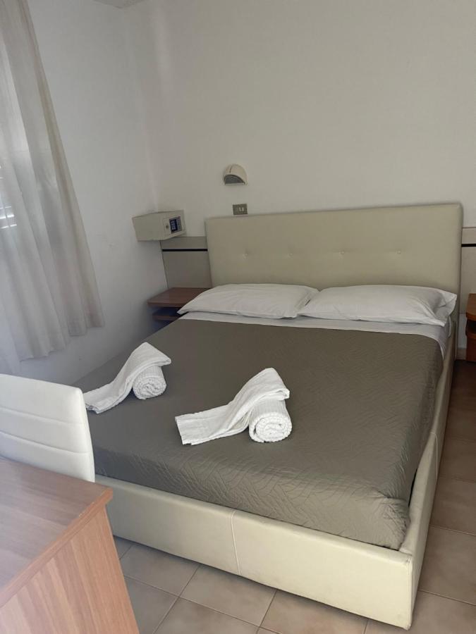 Elsa Mima Hotel มิลาโน แมริตทิมา ภายนอก รูปภาพ